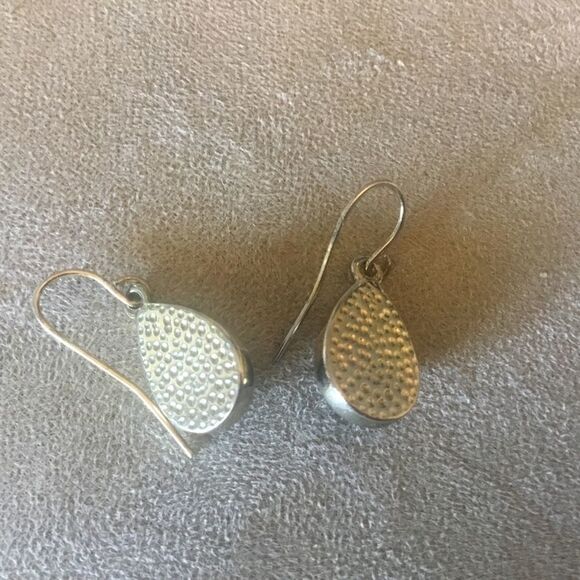 $8 ea or 3/$15. Goldtone  and Brown Teardrop Earri - Picture 6 of 8